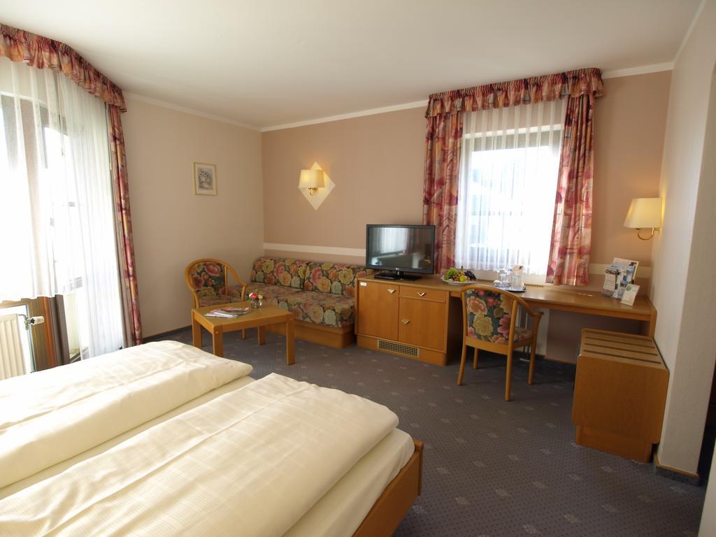Hotel Landhaus Silbertanne Rotenburg a.d. Fulda Kültér fotó